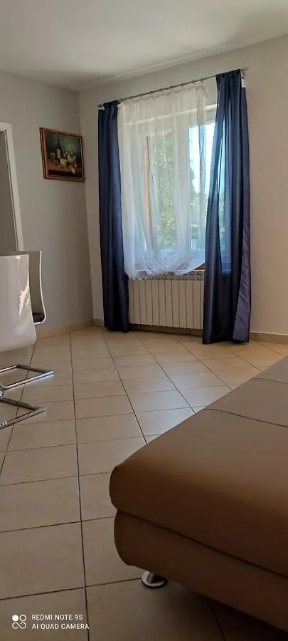Apartments Sandra Врсар
